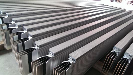 母線槽在工程建設(shè)使用中的選購(gòu)需要注意哪些方面？